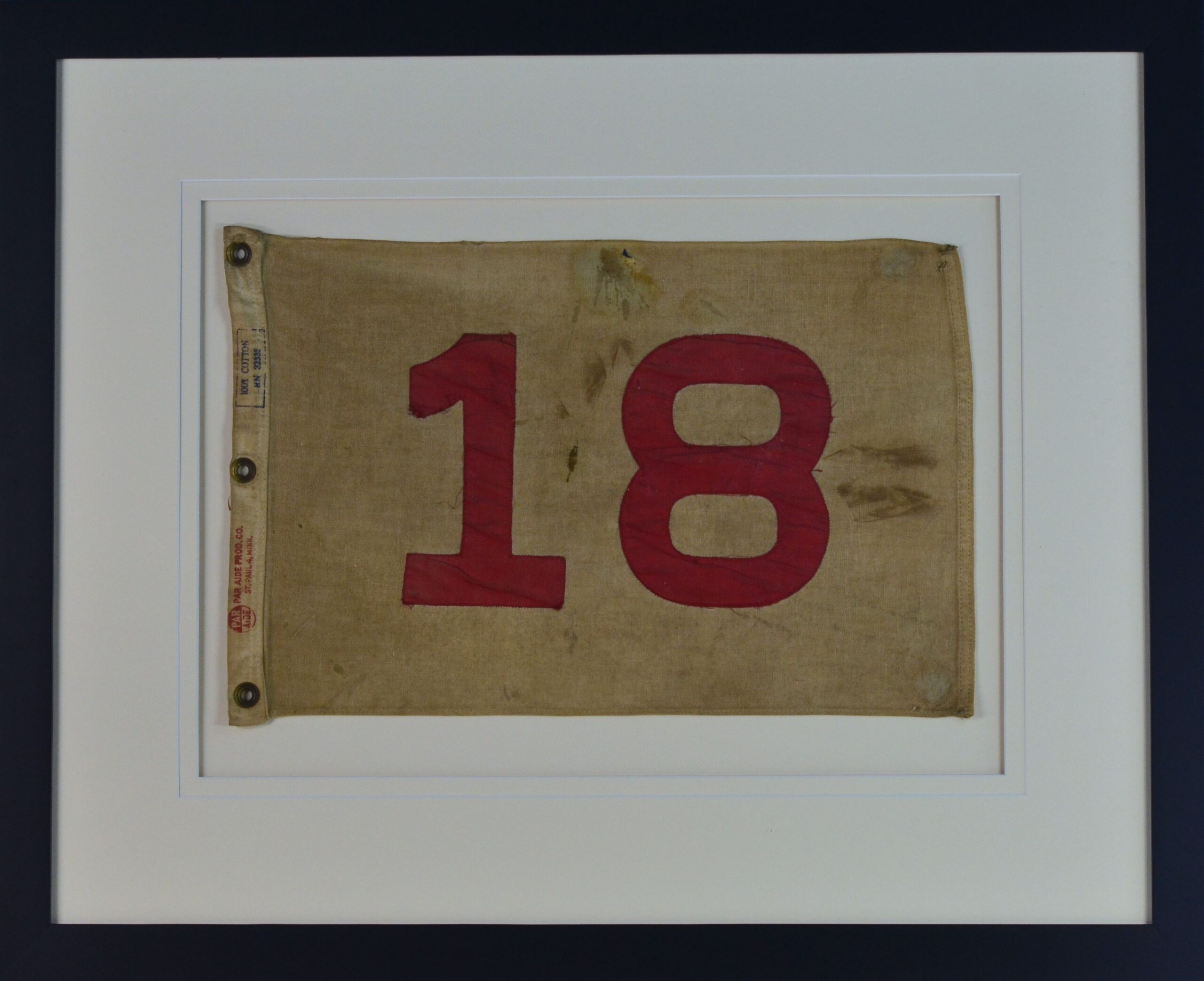 ANTIQUE GOLF FLAG IMAGE