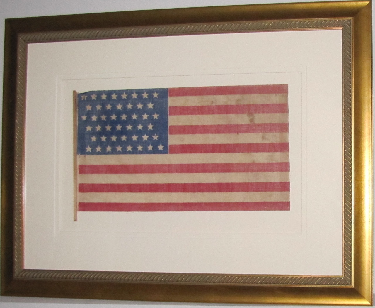 ANTIQUE FLAG IMAGE