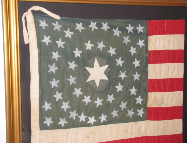 ANTIQUE FLAG IMAGE