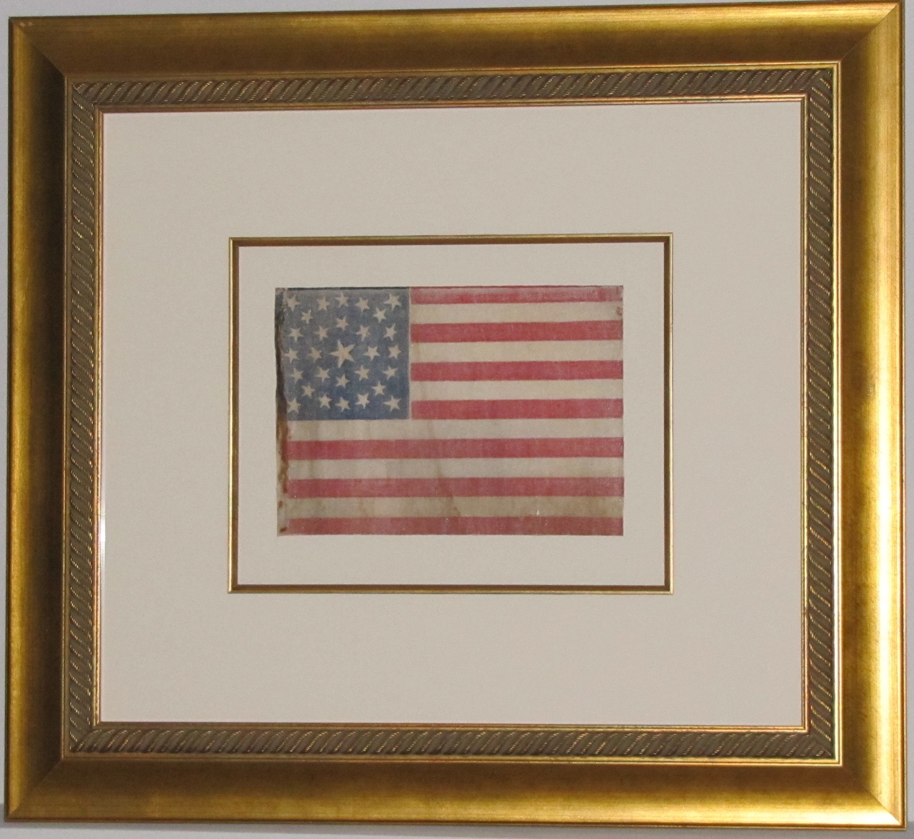 ANTIQUE FLAGS IMAGE