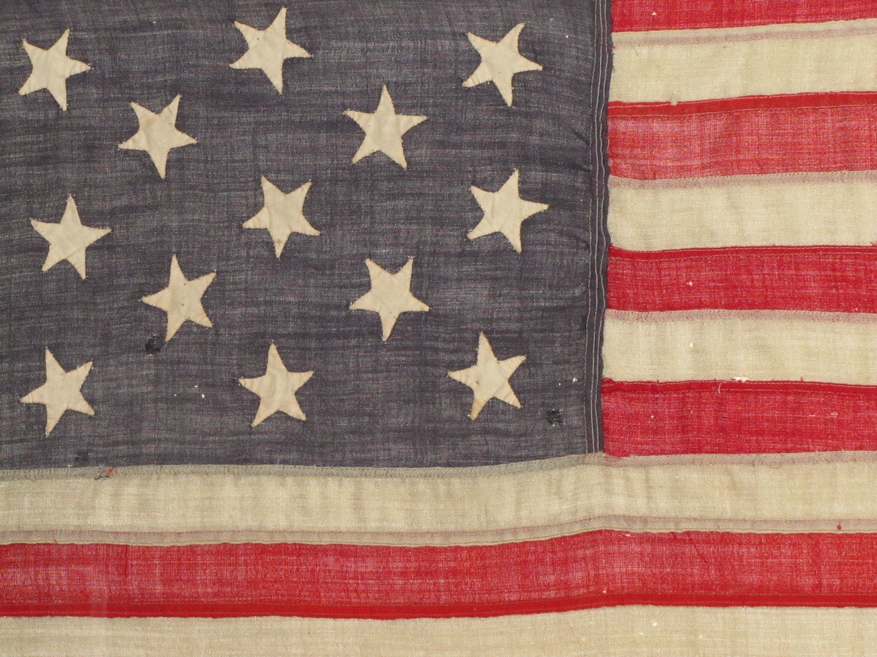 ANTIQUE FLAG IMAGE