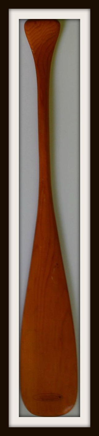 WOOD OAR IMAGE